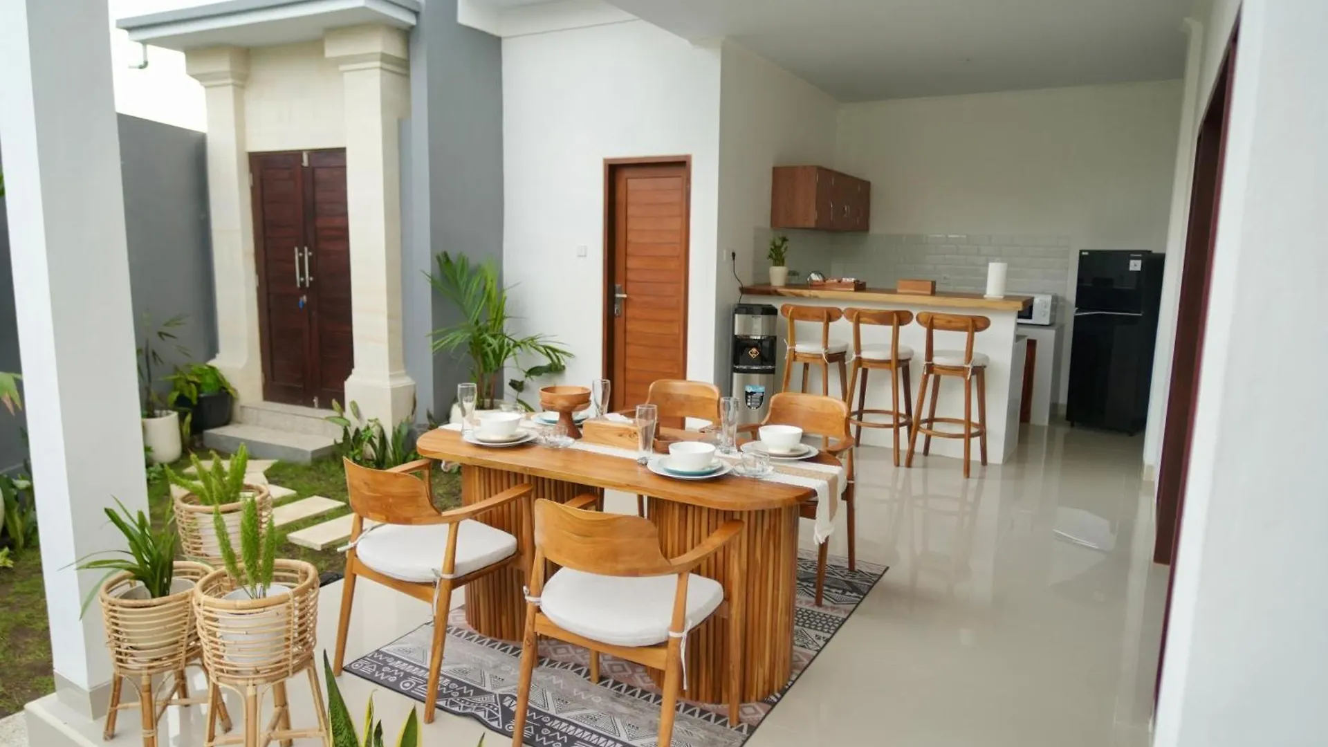 Villa In Seminyak Villa Mitra Dua Ricefield View Relax Kerobokan  0*, Kerobokan (Bali)