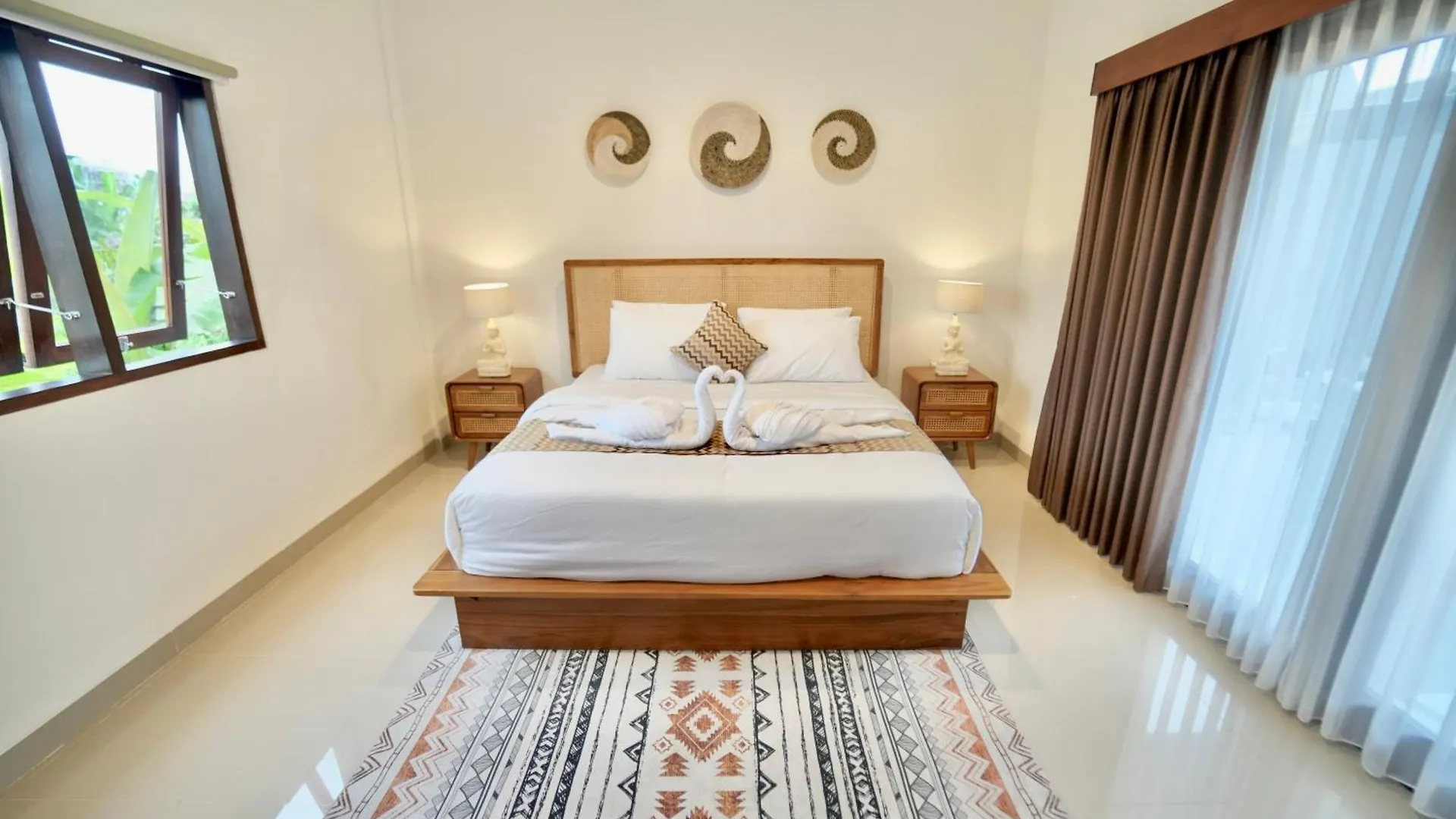Villa In Seminyak Villa Mitra Dua Ricefield View Relax Kerobokan