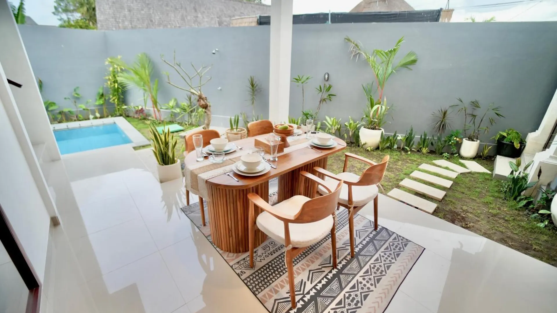 Villa In Seminyak Villa Mitra Dua Ricefield View Relax Kerobokan  Indonesia